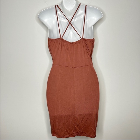 CHARLOTTE RUSSE Deep V Strappy Mini Dress Size Medium - Picture 4 of 6